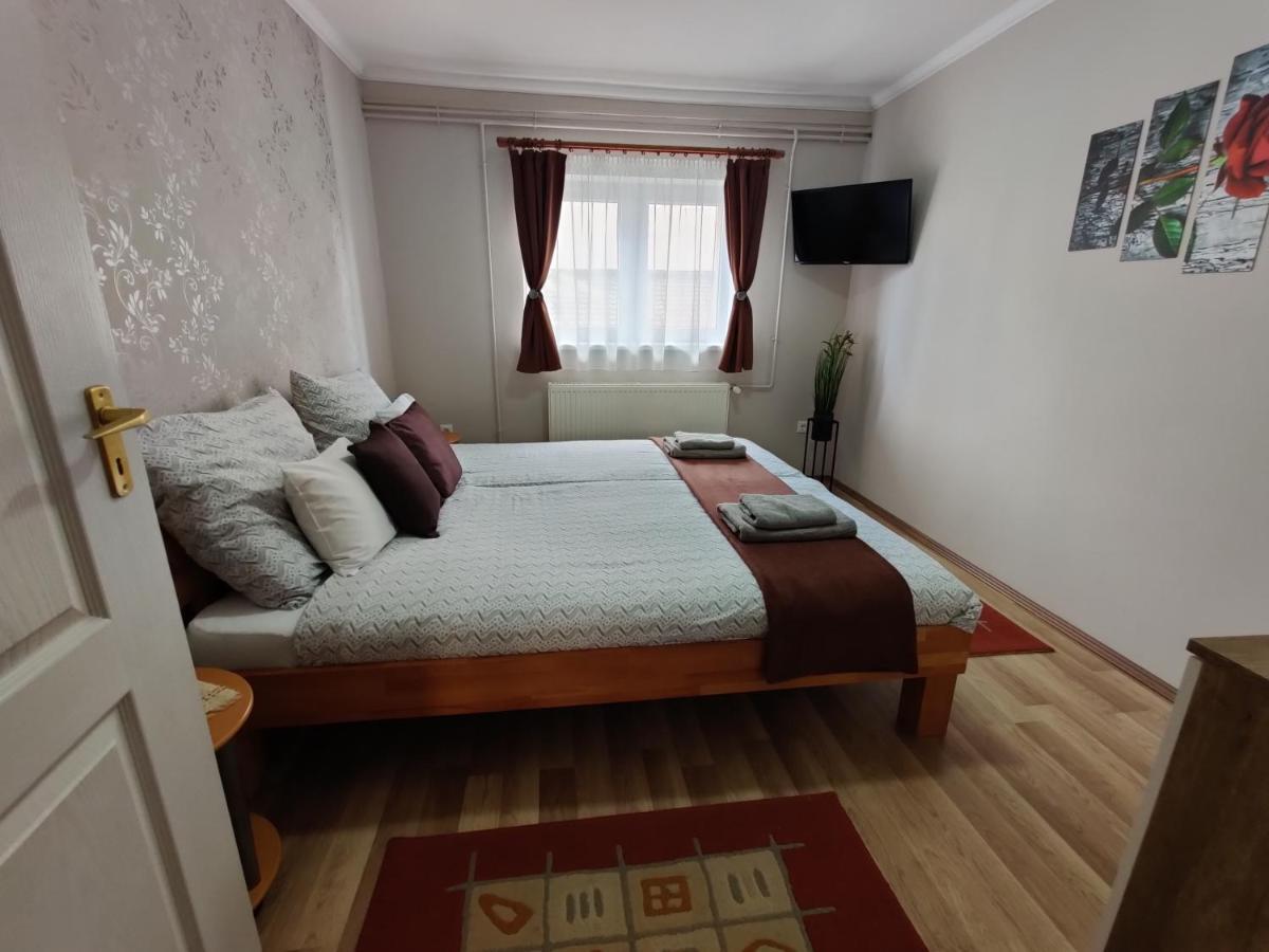 Katalin Apartmanhaz Miskolc Exterior photo