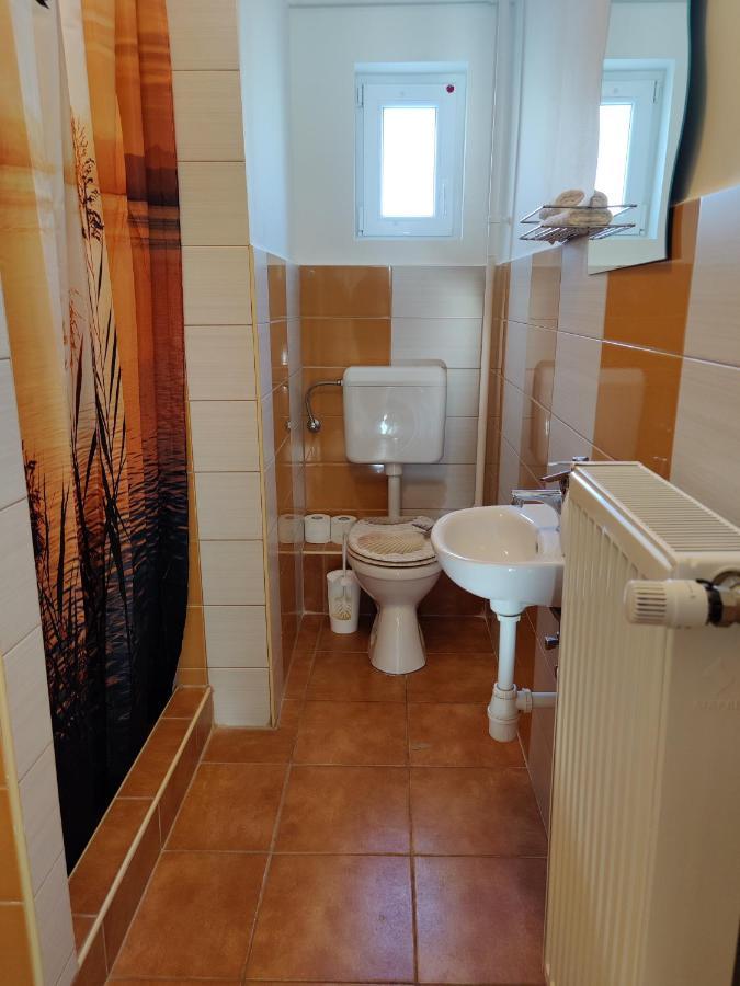 Katalin Apartmanhaz Miskolc Exterior photo