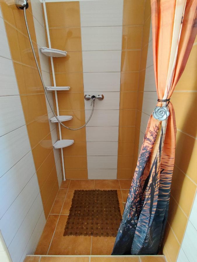 Katalin Apartmanhaz Miskolc Exterior photo