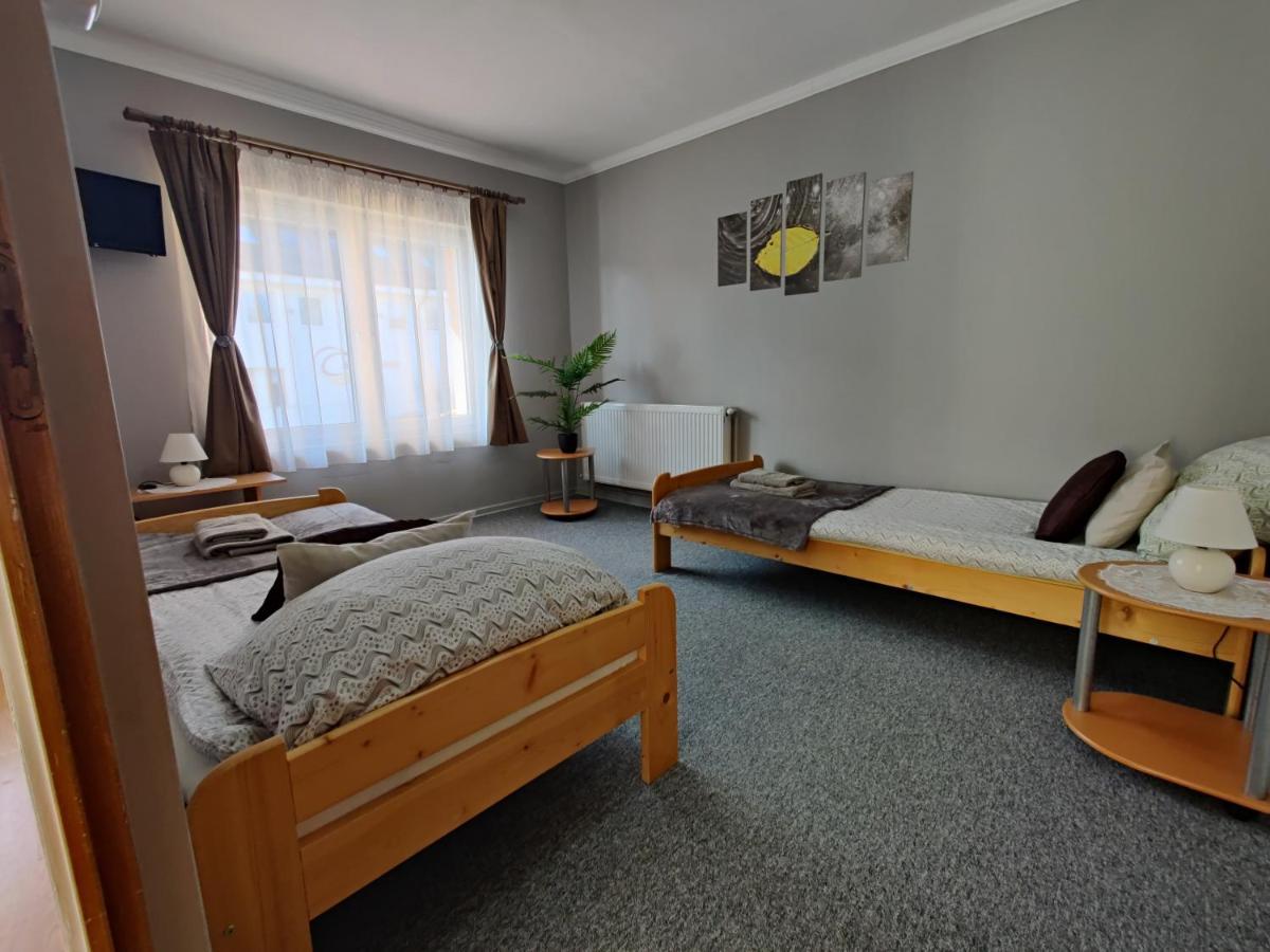 Katalin Apartmanhaz Miskolc Exterior photo